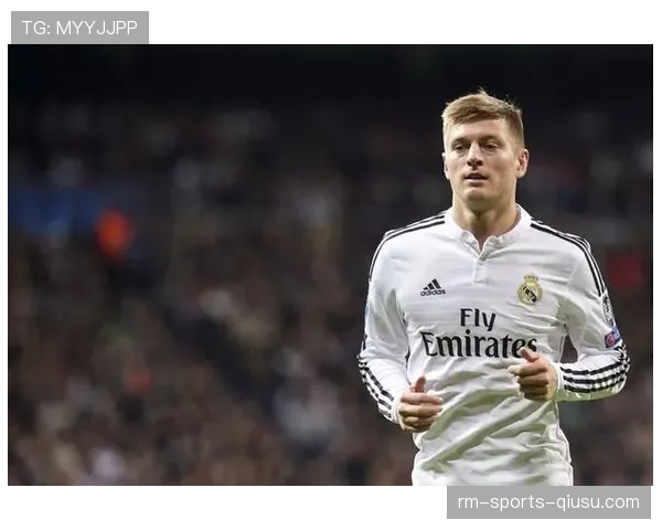 克罗斯如何通过提速传球撕开防线？关键战凸显角色进化